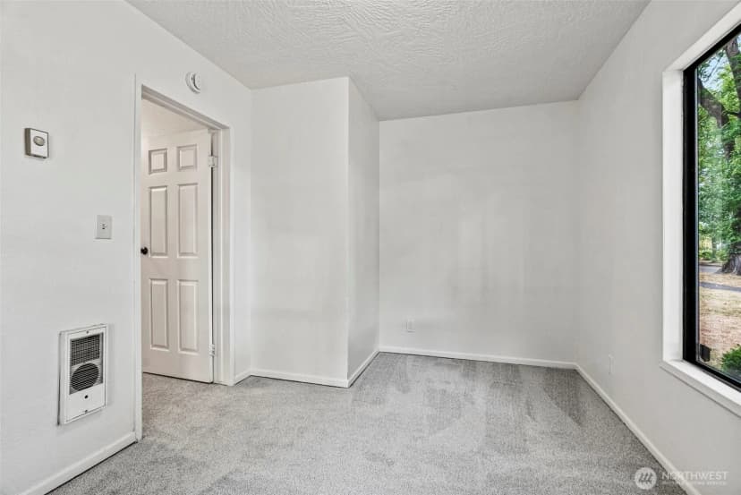 Property photo for 1817 Nichols Boulevard, Longview photo 18