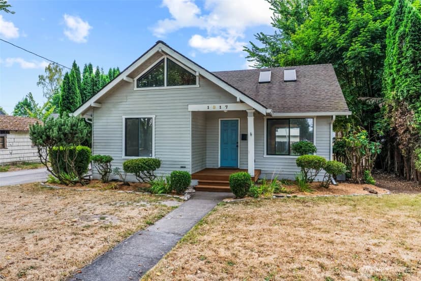 Property photo for 1817 Nichols Boulevard, Longview photo 2