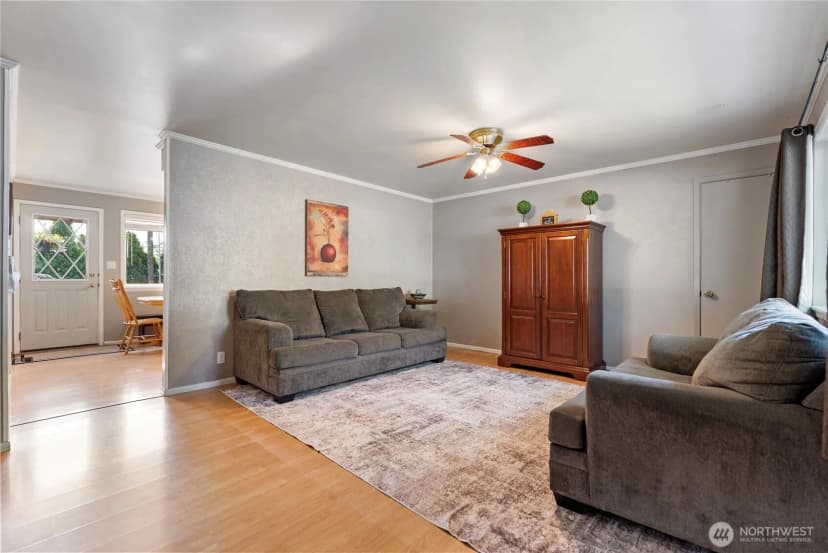 Property photo for 948 N 4th Ave, Okanogan photo 11