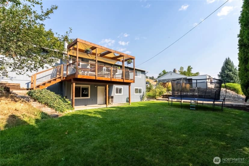Property photo for 948 N 4th Ave, Okanogan photo 6