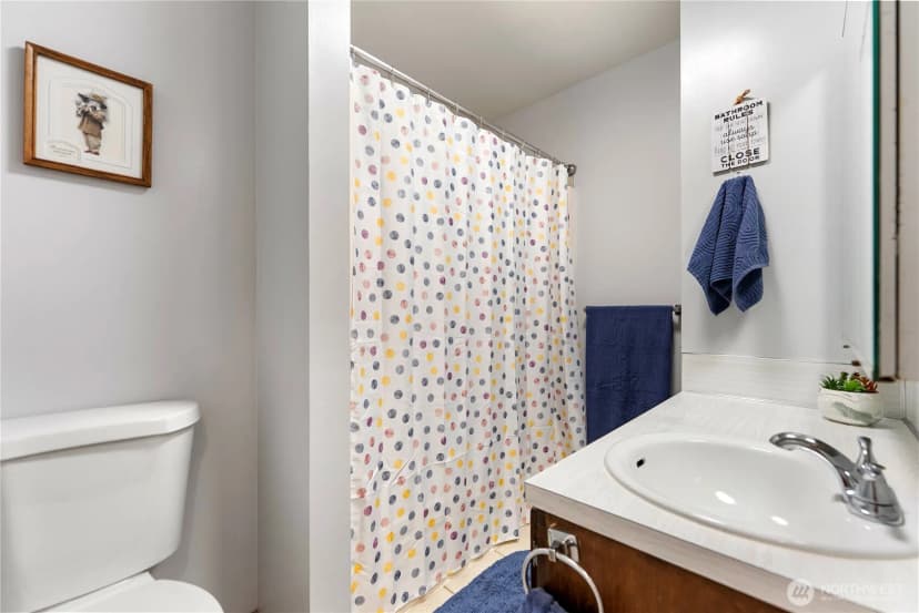 Property photo for 948 N 4th Ave, Okanogan photo 19
