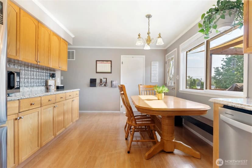 Property photo for 948 N 4th Ave, Okanogan photo 13