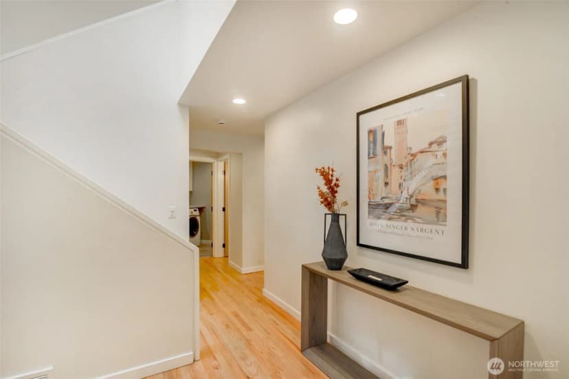 Property photo for 2308 Ne 123rd Street, Seattle photo 15