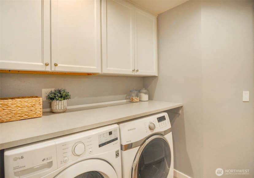 Property photo for 2308 Ne 123rd Street, Seattle photo 22