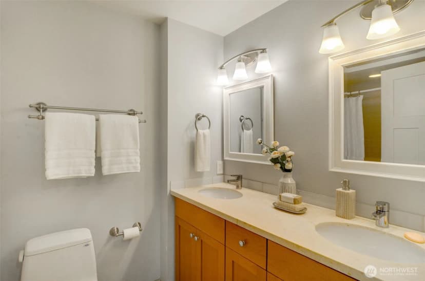 Property photo for 2308 Ne 123rd Street, Seattle photo 35