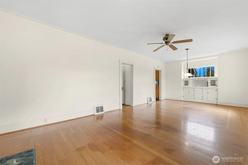 Property photo for 2615 Northwest Avenue, Bellingham photo 10