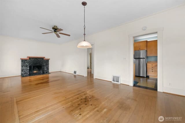 Property photo for 2615 Northwest Avenue, Bellingham photo 5