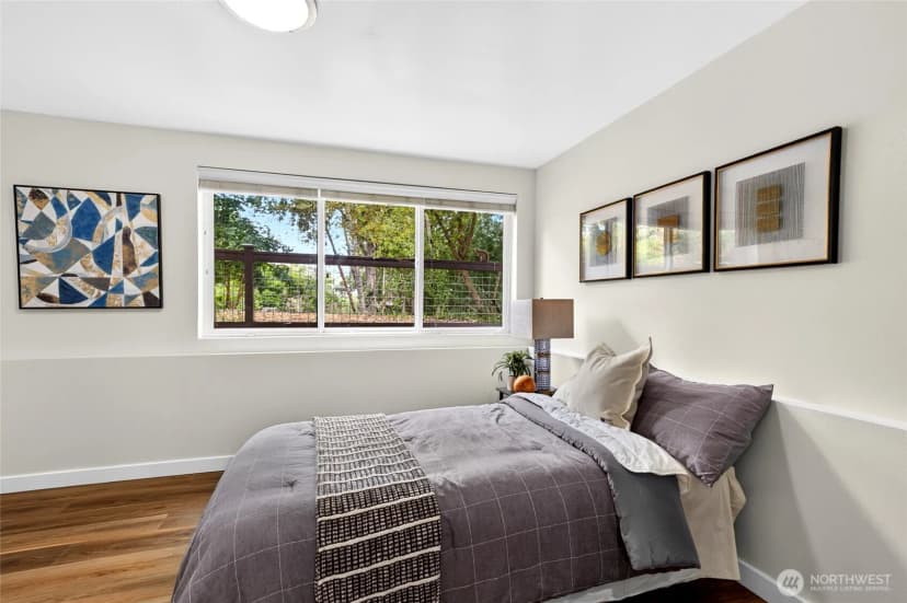 Property photo for 2122 Ne 89th Street, Seattle photo 13