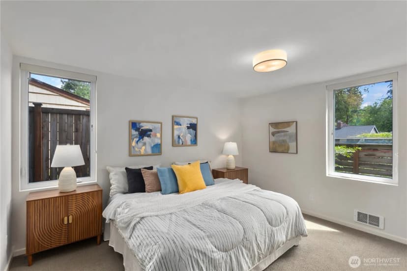 Property photo for 18309 11th Avenue Ne #b, Shoreline photo 21