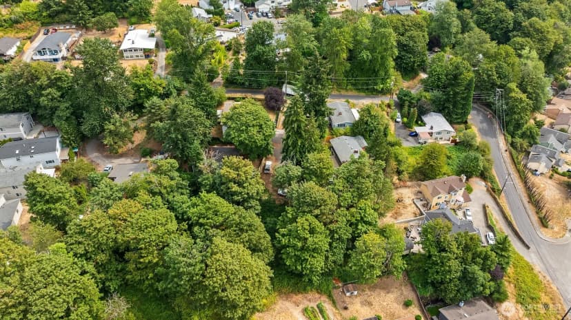 Property photo for 5140 S 117th Street, Seattle photo 3