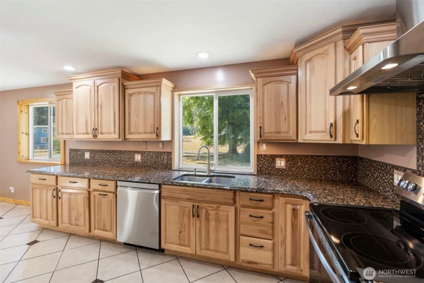 Property photo for 364 Blanchard Road, Centralia photo 6