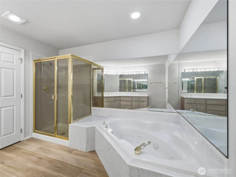 Property photo for 1380 Eastmont Avenue #304, East Wenatchee photo 31