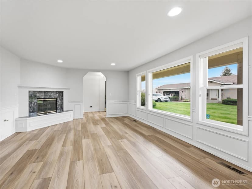 Property photo for 1380 Eastmont Avenue #304, East Wenatchee photo 11