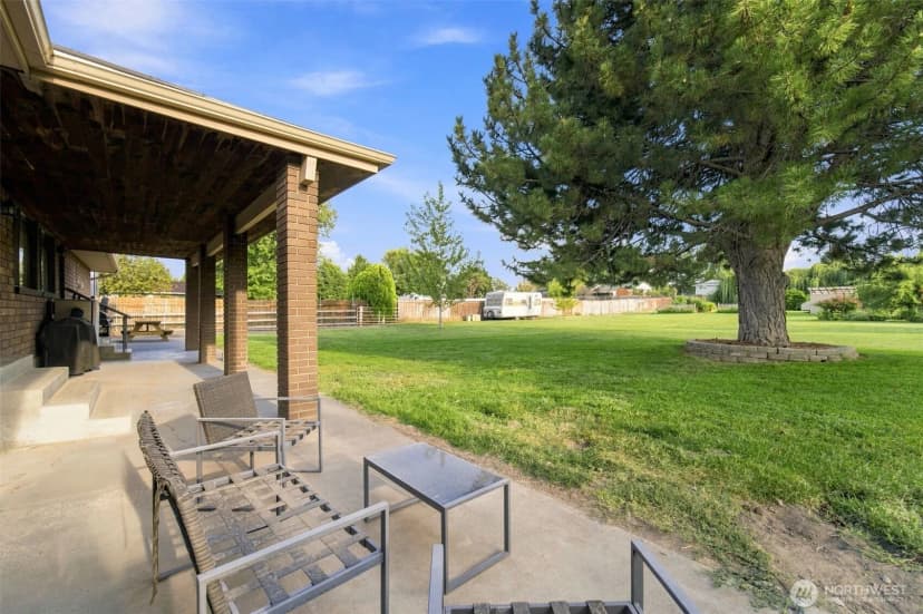 Property photo for 4605 W 12th Avenue, Kennewick photo 33