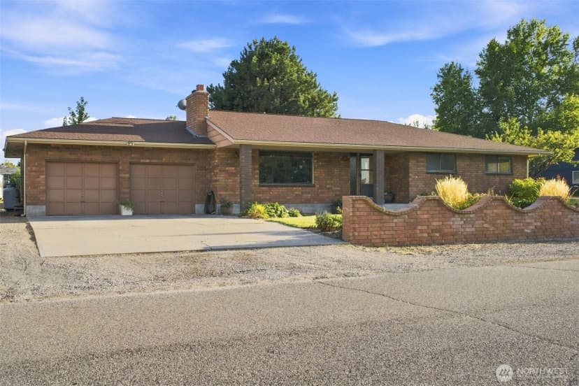 Property photo for 4605 W 12th Avenue, Kennewick