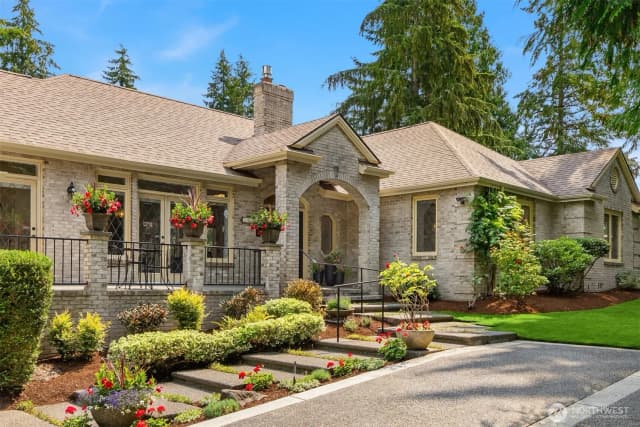 Property photo for 2420 Greenhaven Place Nw, Bremerton