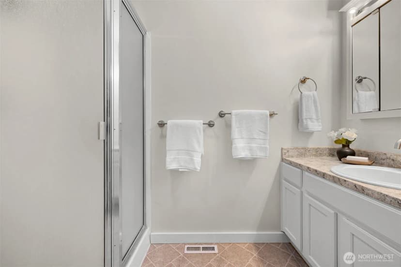 Property photo for 117 S 44th Street, Bellingham photo 16