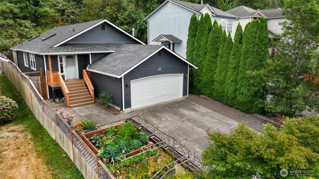 Property photo for 117 S 44th Street, Bellingham photo 2