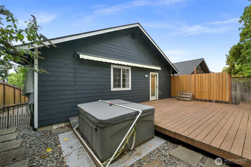 Property photo for 117 S 44th Street, Bellingham photo 23