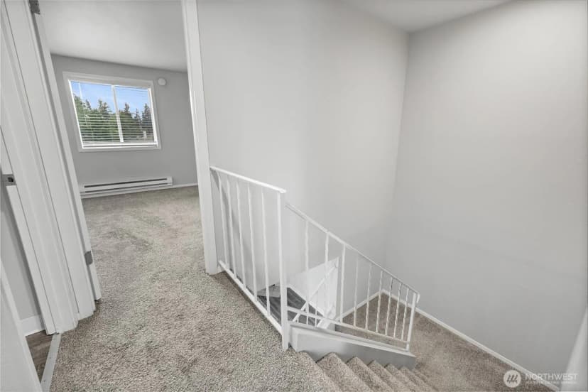 Property photo for 332 S 327th Lane, Federal Way photo 13