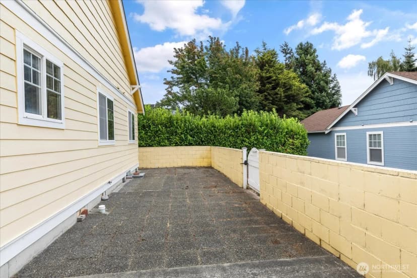 Property photo for 2177 Sw Sunnyside Avenue, Oak Harbor photo 30