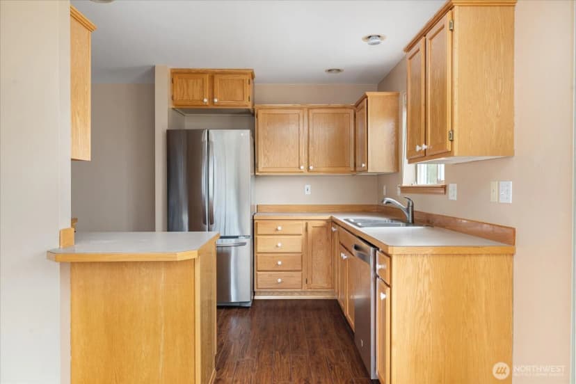 Property photo for 2177 Sw Sunnyside Avenue, Oak Harbor photo 14
