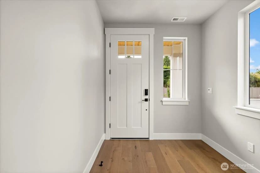 Property photo for 221 156th Place Sw #mg 08, Lynnwood photo 4