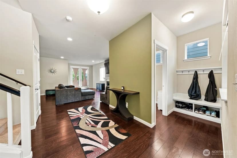 Property photo for 18117 Village Parkway E, Bonney Lake photo 4