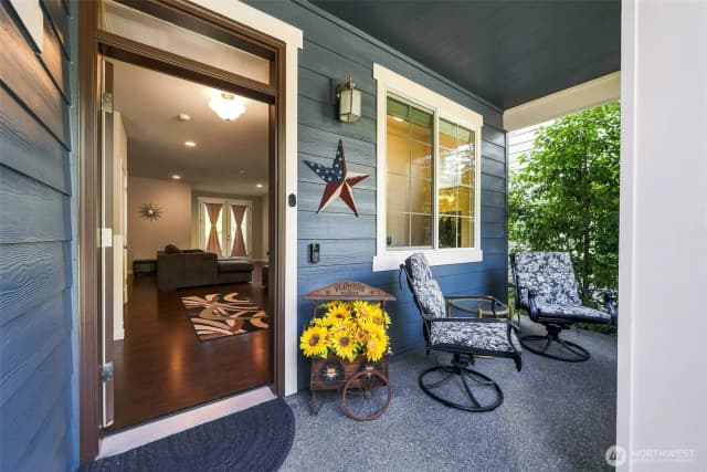 Property photo for 18117 Village Parkway E, Bonney Lake photo 3