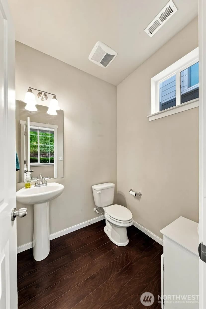 Property photo for 18117 Village Parkway E, Bonney Lake photo 11