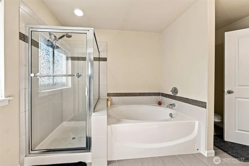Property photo for 18117 Village Parkway E, Bonney Lake photo 15