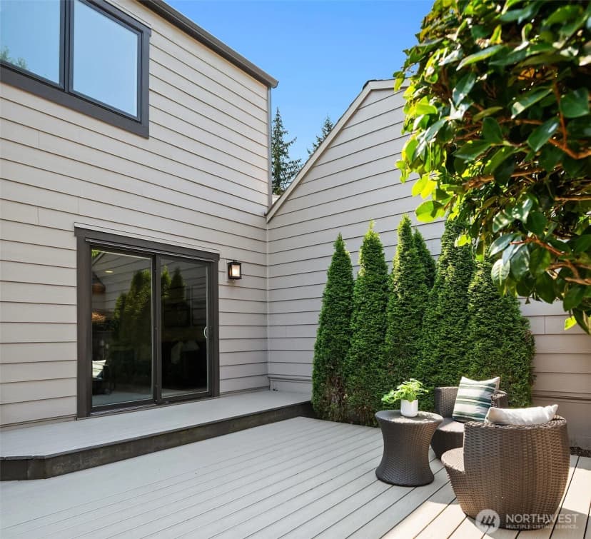 Property photo for 10307 Ne 19th Place #b3, Bellevue photo 19