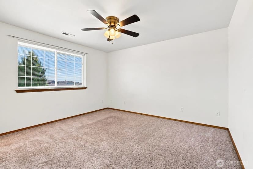 Property photo for 4209 Nola Loop Rd, Yakima photo 18