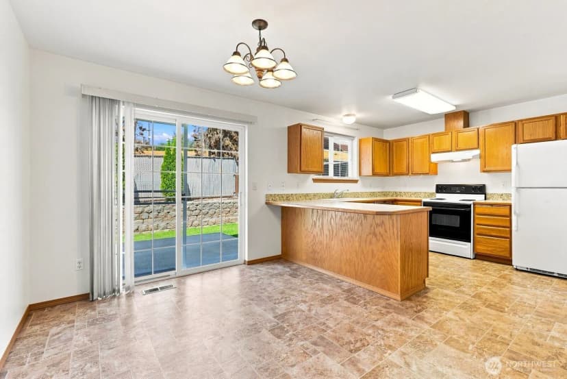 Property photo for 4209 Nola Loop Rd, Yakima photo 11
