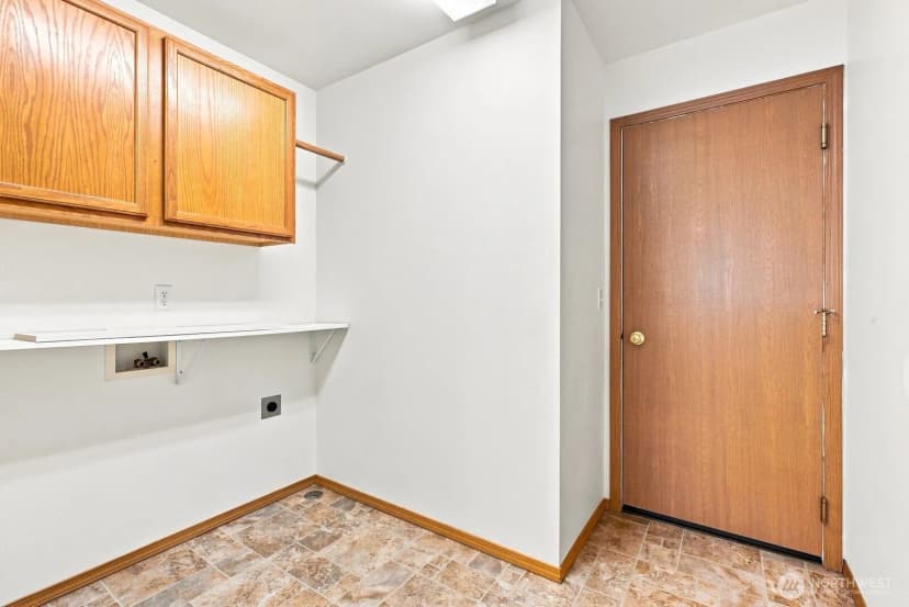 Property photo for 4209 Nola Loop Rd, Yakima photo 15