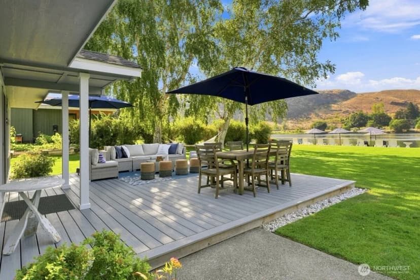 Property photo for 663 Riverside Drive, Pateros photo 10