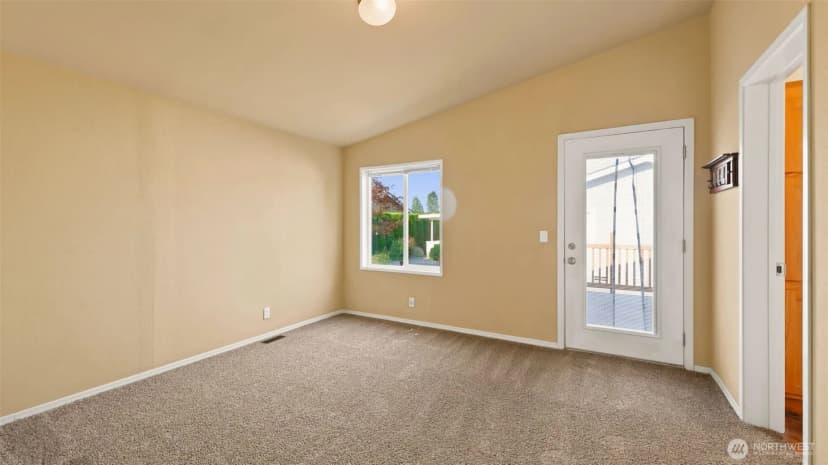 Property photo for 3597 Channel View Lane Se, Lacey photo 16