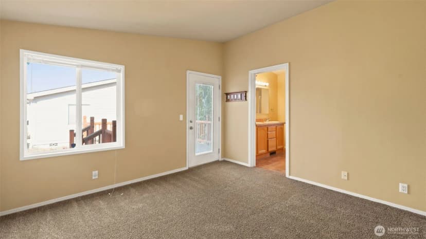 Property photo for 3597 Channel View Lane Se, Lacey photo 5