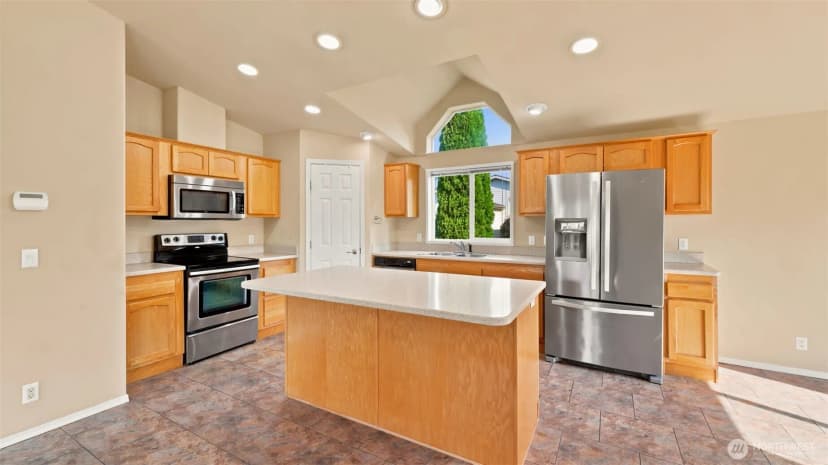 Property photo for 3597 Channel View Lane Se, Lacey photo 11