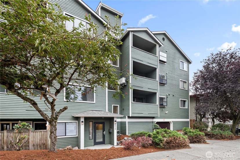 Property photo for 8816 Nesbit Avenue N #101, Seattle photo 17