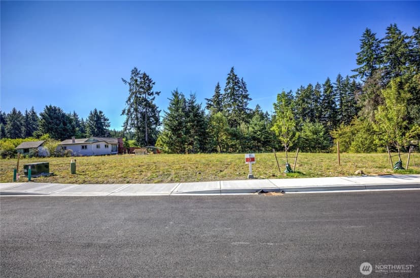 Property photo for 2 Windham Lane, Bremerton photo 7