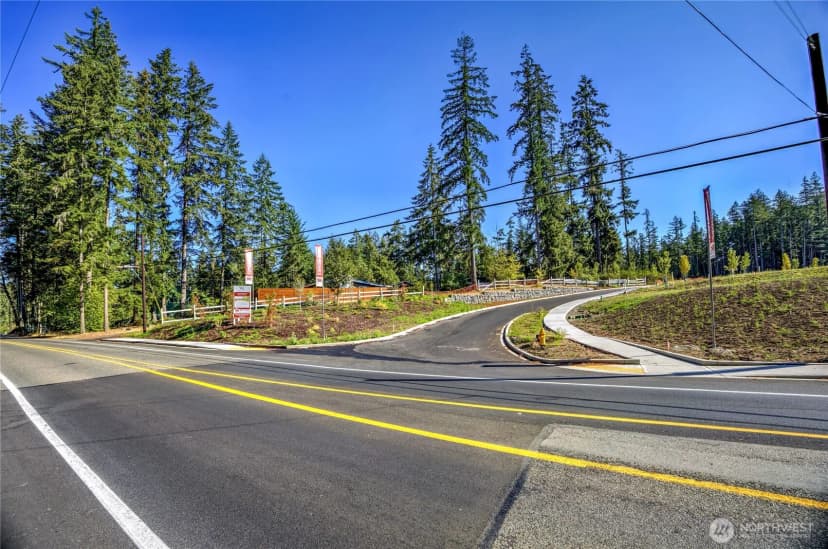 Property photo for 2 Windham Lane, Bremerton photo 8