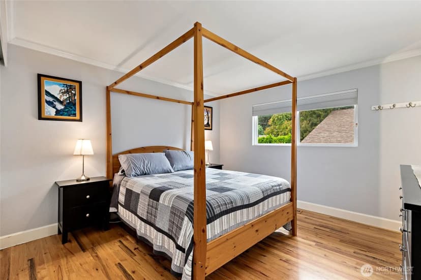 Property photo for 14859 Ne 13th Street, Bellevue photo 16