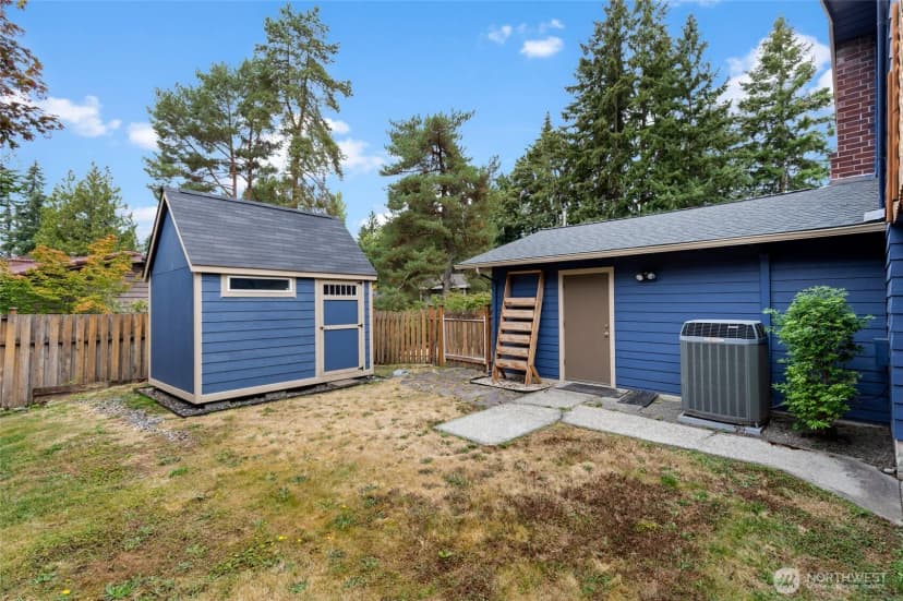 Property photo for 14859 Ne 13th Street, Bellevue photo 32