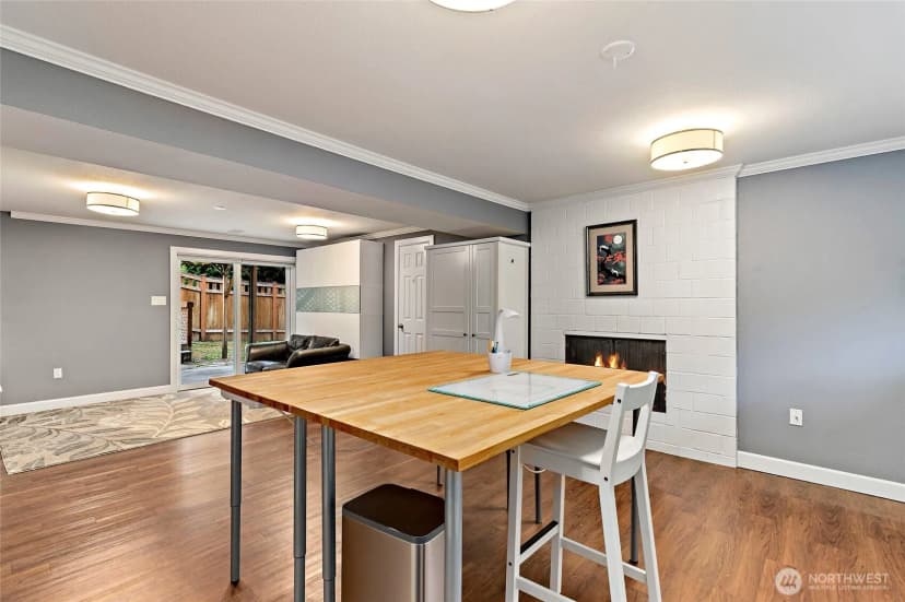 Property photo for 14859 Ne 13th Street, Bellevue photo 23