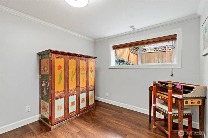 Property photo for 14859 Ne 13th Street, Bellevue photo 25