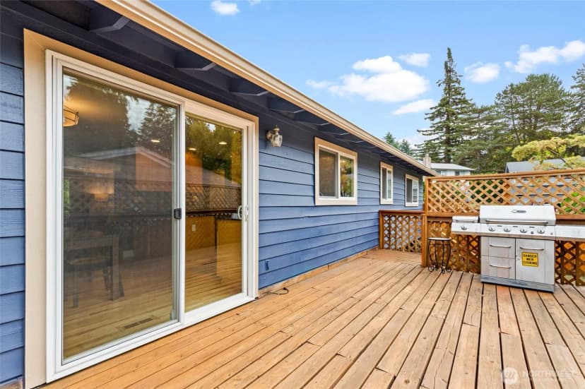 Property photo for 14859 Ne 13th Street, Bellevue photo 28