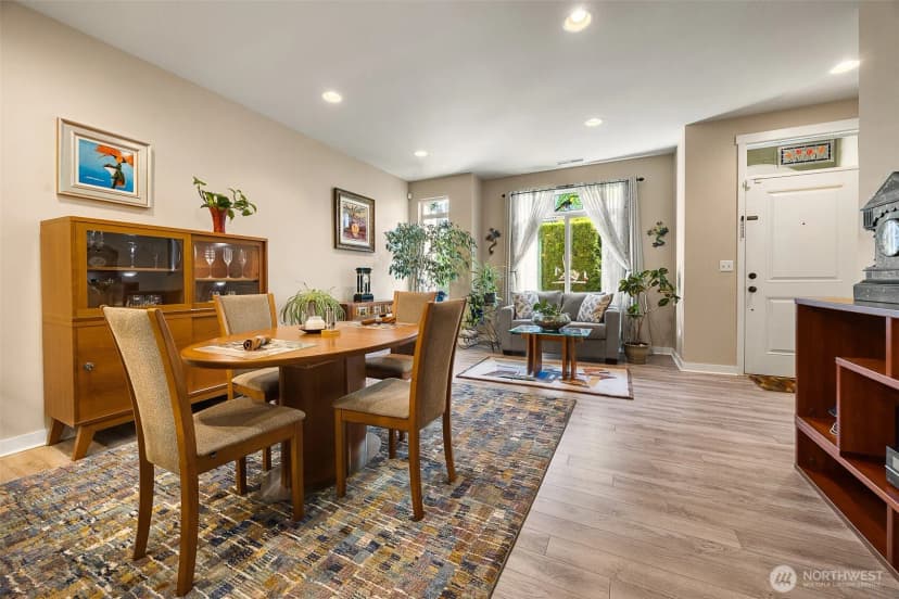 Property photo for 13914 North Pointe Circle #c, Mill Creek photo 6