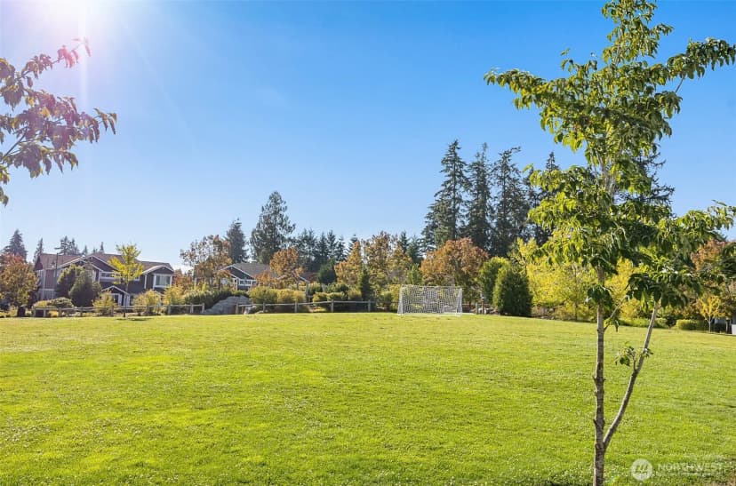 Property photo for 13914 North Pointe Circle #c, Mill Creek photo 30