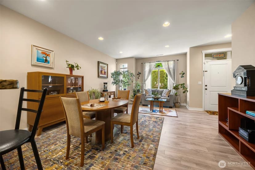 Property photo for 13914 North Pointe Circle #c, Mill Creek photo 11